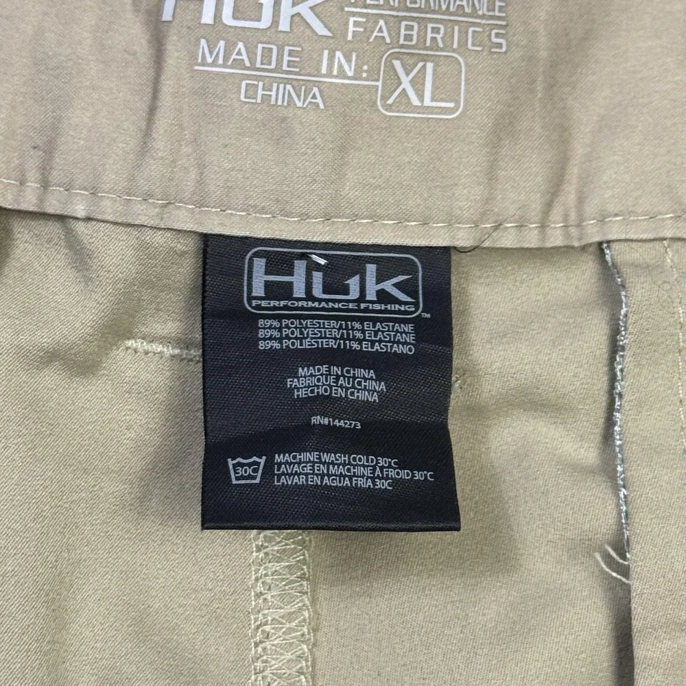 Huk Fishing Chino Shorts Mens XL Beige Polyester Spandex Stretch 6
